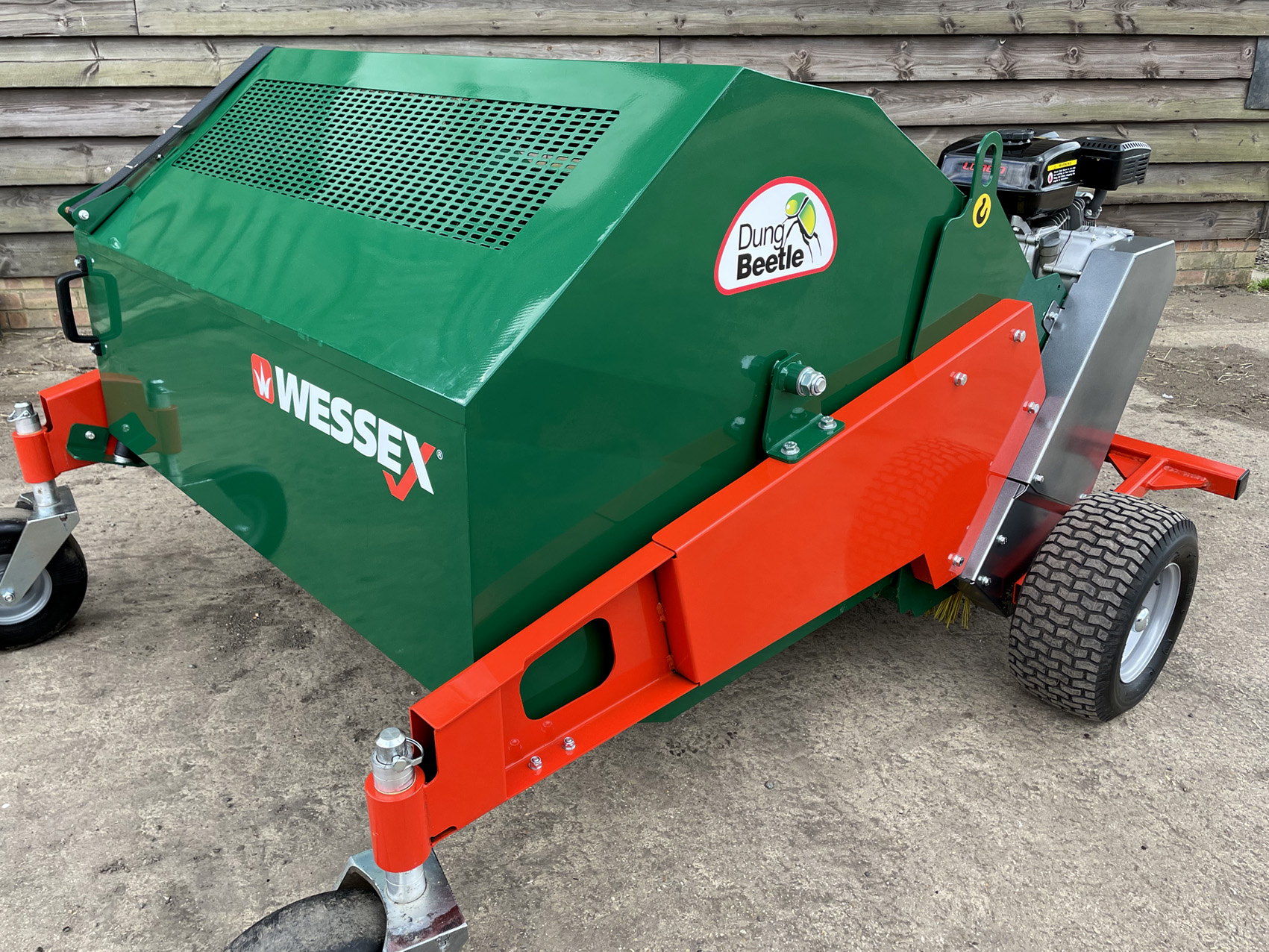 Wessex Dung Beetle Paddock Cleaner Sweeper - Axle Quads